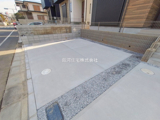 G00388487 千葉県松戸市小金原１丁目 新築一戸建て 4299万円 土地面積123.44m² (約37.34坪) 建物面積104.15m² (約31.50坪) 間取り４ＬＤＫ 築年月2026年01月(築１年以内)【外観4】