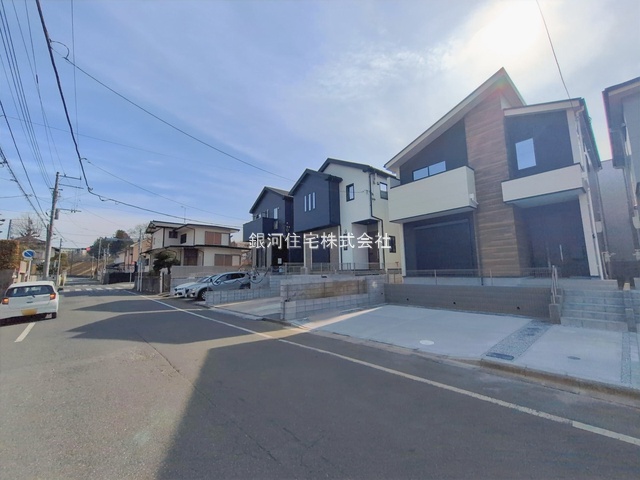 G00388487 千葉県松戸市小金原１丁目 新築一戸建て 4299万円 土地面積123.44m² (約37.34坪) 建物面積104.15m² (約31.50坪) 間取り４ＬＤＫ 築年月2026年01月(築１年以内)【外観7】