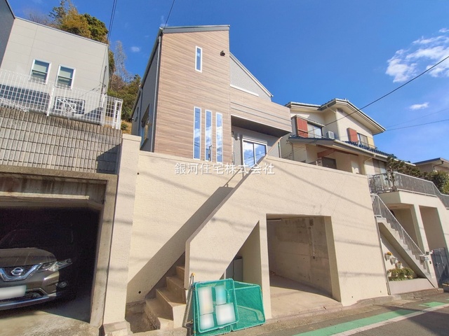 G00388510 神奈川県横浜市港北区高田西３丁目 新築一戸建て 7198万円 土地面積113.47m² (約34.32坪) 建物面積86.32m² (約26.11坪) 間取り２ＳＬＤＫ 築年月2026年03月【外観4】