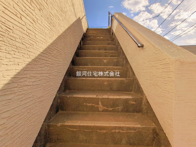 G00388510 神奈川県横浜市港北区高田西３丁目 新築一戸建て 7198万円 土地面積113.47m² (約34.32坪) 建物面積86.32m² (約26.11坪) 間取り２ＳＬＤＫ 築年月2026年03月【外観15】