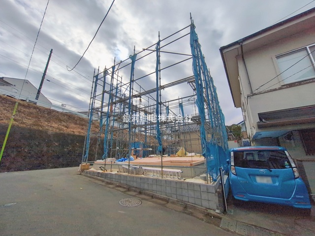 G00388517 神奈川県座間市明王 新築一戸建て 3480万円 土地面積88.47m² (約26.76坪) 建物面積87.76m² (約26.54坪) 間取り３ＬＤＫ 築年月2026年07月【外観5】
