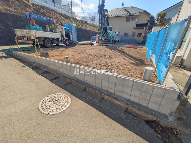 G00388517 神奈川県座間市明王 新築一戸建て 3480万円 土地面積88.47m² (約26.76坪) 建物面積87.76m² (約26.54坪) 間取り３ＬＤＫ 築年月2026年07月【外観10】