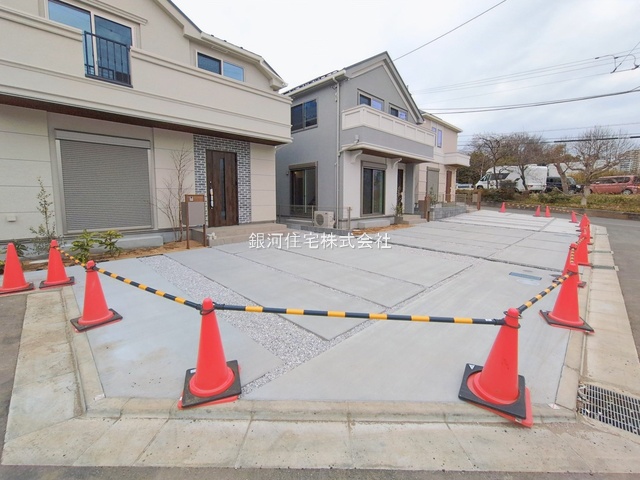 G00388532 東京都稲城市坂浜 新築一戸建て 5530万円 土地面積130.49m² (約39.47坪) 建物面積104.65m² (約31.65坪) 間取り４ＬＤＫ 築年月2026年02月(築１年以内)【外観6】