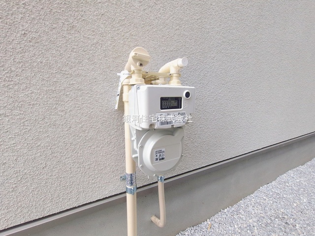 G00388532 東京都稲城市坂浜 新築一戸建て 5530万円 土地面積130.49m² (約39.47坪) 建物面積104.65m² (約31.65坪) 間取り４ＬＤＫ 築年月2026年02月(築１年以内)【外観7】