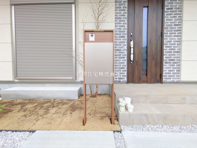 G00388532 東京都稲城市坂浜 新築一戸建て 5530万円 土地面積130.49m² (約39.47坪) 建物面積104.65m² (約31.65坪) 間取り４ＬＤＫ 築年月2026年02月(築１年以内)【外観11】