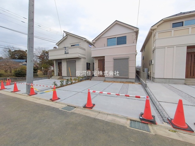 G00388535 東京都稲城市坂浜 新築一戸建て 5380万円 土地面積130.20m² (約39.38坪) 建物面積101.32m² (約30.64坪) 間取り２ＳＬＤＫ 築年月2026年02月(築１年以内)【外観2】