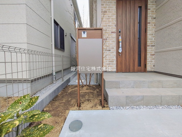 G00388535 東京都稲城市坂浜 新築一戸建て 5380万円 土地面積130.20m² (約39.38坪) 建物面積101.32m² (約30.64坪) 間取り２ＳＬＤＫ 築年月2026年02月(築１年以内)【外観4】