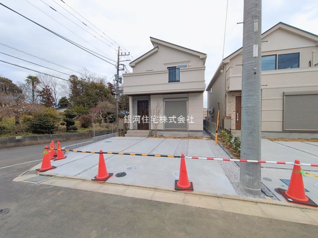 G00388536 東京都稲城市坂浜 新築一戸建て 5480万円 土地面積130.20m² (約39.38坪) 建物面積103.92m² (約31.43坪) 間取り２ＳＬＤＫ 築年月2026年02月(築１年以内)【外観2】