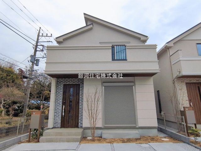 G00388536 東京都稲城市坂浜 新築一戸建て 5480万円 土地面積130.20m² (約39.38坪) 建物面積103.92m² (約31.43坪) 間取り２ＳＬＤＫ 築年月2026年02月(築１年以内)【外観12】