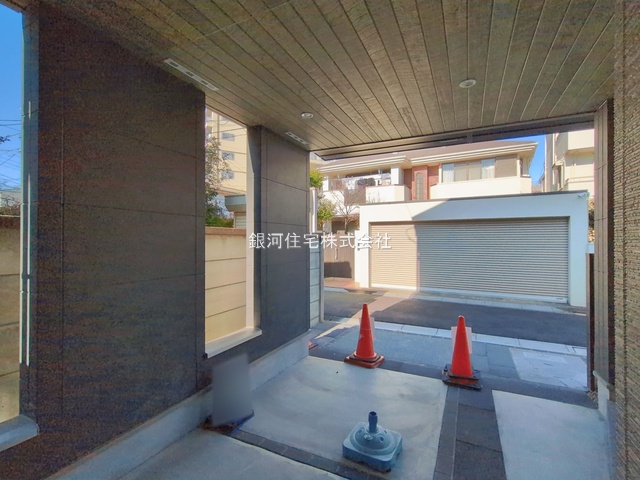 G00388537 東京都中野区沼袋２丁目 新築一戸建て 9780万円 土地面積66.97m² (約20.25坪) 建物面積108.79m² (約32.90坪) 間取り３ＳＬＤＫ 築年月2025年09月(築１年以内)【外観9】