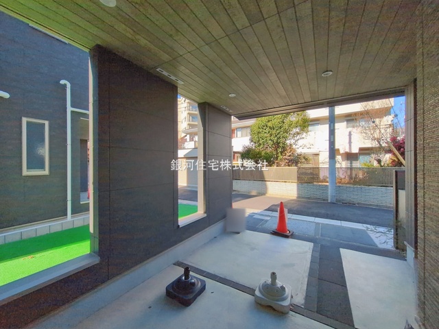G00388539 東京都中野区沼袋２丁目 新築一戸建て 9780万円 土地面積66.06m² (約19.98坪) 建物面積108.79m² (約32.90坪) 間取り３ＳＬＤＫ 築年月2025年09月(築１年以内)【外観9】