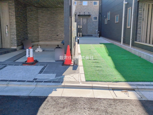 G00388539 東京都中野区沼袋２丁目 新築一戸建て 9780万円 土地面積66.06m² (約19.98坪) 建物面積108.79m² (約32.90坪) 間取り３ＳＬＤＫ 築年月2025年09月(築１年以内)【外観14】