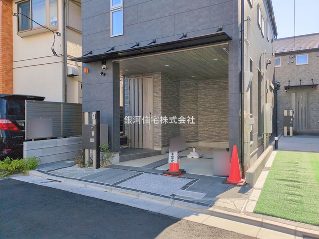 G00388539 東京都中野区沼袋２丁目 新築一戸建て 9780万円 土地面積66.06m² (約19.98坪) 建物面積108.79m² (約32.90坪) 間取り３ＳＬＤＫ 築年月2025年09月(築１年以内)【外観15】