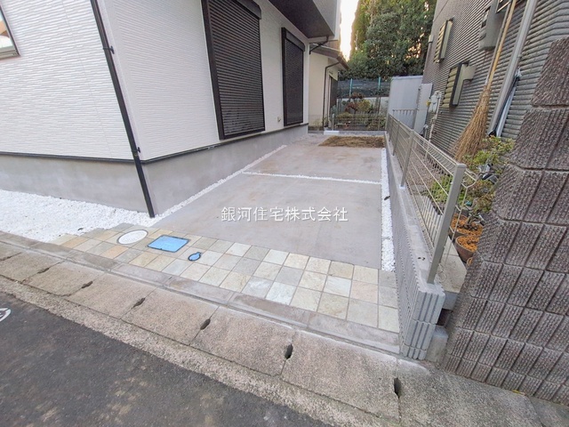 G00388540 神奈川県相模原市緑区西橋本３丁目 新築一戸建て 5380万円 土地面積106.53m² (約32.22坪) 建物面積99.51m² (約30.10坪) 間取り４ＬＤＫ 築年月2026年01月(築１年以内)【外観5】