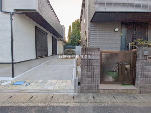 G00388540 神奈川県相模原市緑区西橋本３丁目 新築一戸建て 5380万円 土地面積106.53m² (約32.22坪) 建物面積99.51m² (約30.10坪) 間取り４ＬＤＫ 築年月2026年01月(築１年以内)【外観6】