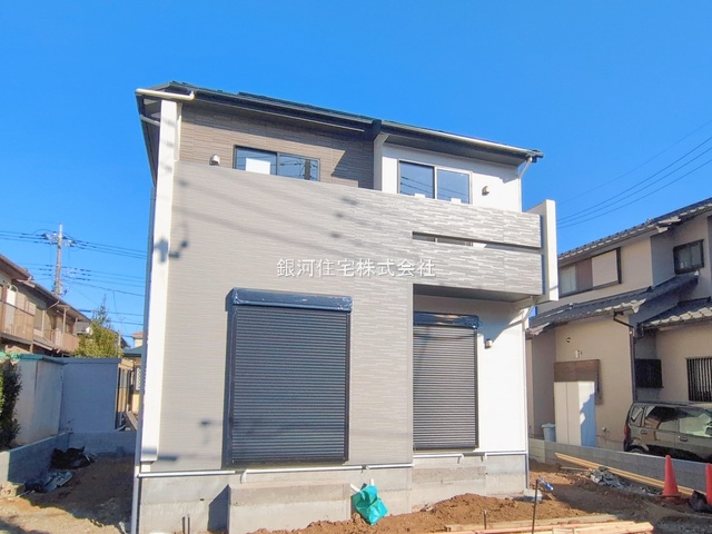 G00388548 埼玉県上尾市大字上 新築一戸建て 3398万円 土地面積130.87m² (約39.58坪) 建物面積100.19m² (約30.30坪) 間取り４ＬＤＫ 築年月2026年02月(築１年以内)【外観14】