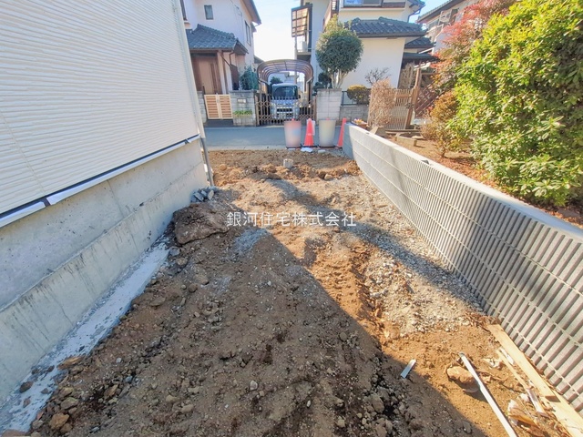 G00388548 埼玉県上尾市大字上 新築一戸建て 3398万円 土地面積130.87m² (約39.58坪) 建物面積100.19m² (約30.30坪) 間取り４ＬＤＫ 築年月2026年02月(築１年以内)【外観18】