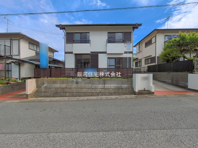 G00389356 千葉県市原市有秋台西２丁目 中古一戸建て 1779万円 土地面積175.28m² (約53.02坪) 建物面積106.86m² (約32.32坪) 間取り４ＬＤＫ 築年月1982年01月(築44年)【外観4】