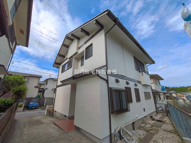 G00389356 千葉県市原市有秋台西２丁目 中古一戸建て 1779万円 土地面積175.28m² (約53.02坪) 建物面積106.86m² (約32.32坪) 間取り４ＬＤＫ 築年月1982年01月(築44年)【外観10】