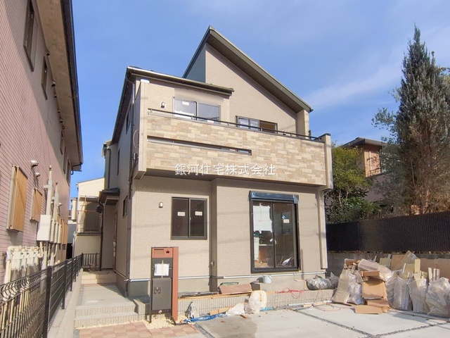 G00390025 千葉県市川市本北方３丁目 新築一戸建て 5690万円 土地面積146.81m² (約44.41坪) 建物面積104.13m² (約31.49坪) 間取り４ＬＤＫ 築年月2026年01月(築１年以内)【外観14】