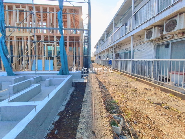 G00390053 東京都昭島市松原町４丁目 新築一戸建て 4480万円 土地面積79.03m² (約23.90坪) 建物面積80.55m² (約24.36坪) 間取り３ＬＤＫ 築年月2026年06月【外観9】