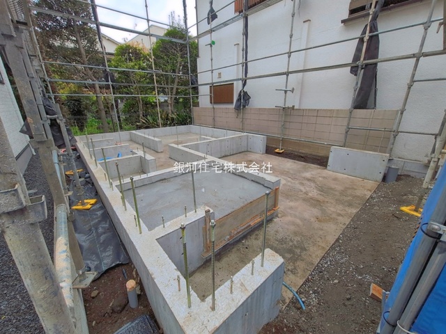 G00390093 東京都品川区戸越４丁目 新築一戸建て 7980万円 土地面積51.04m² (約15.43坪) 建物面積92.90m² (約28.10坪) 間取り２ＳＬＤＫ 築年月2026年06月【外観2】