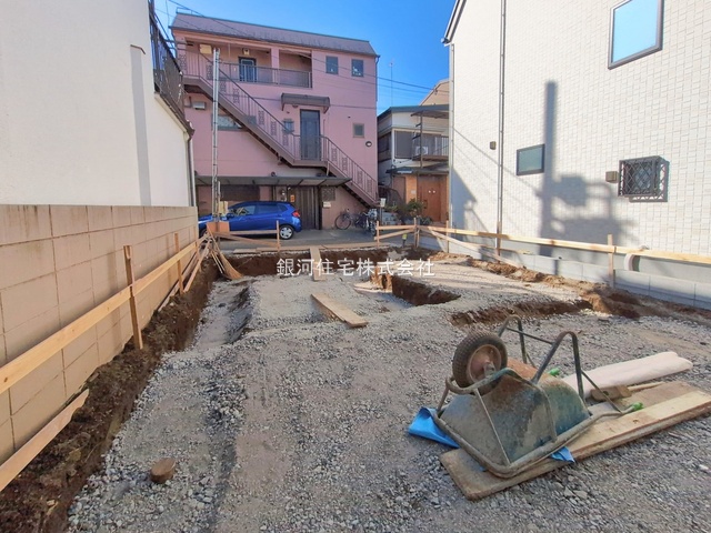 G00390093 東京都品川区戸越４丁目 新築一戸建て 7980万円 土地面積51.04m² (約15.43坪) 建物面積92.90m² (約28.10坪) 間取り２ＳＬＤＫ 築年月2026年06月【外観8】