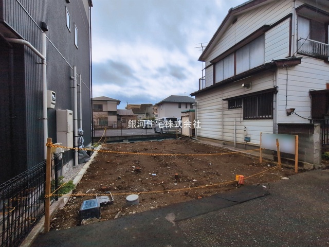 G00390101 神奈川県横浜市磯子区栗木１丁目 新築一戸建て 3680万円 土地面積77.94m² (約23.57坪) 建物面積65.81m² (約19.90坪) 間取り１ＳＬＤＫ 築年月2026年06月