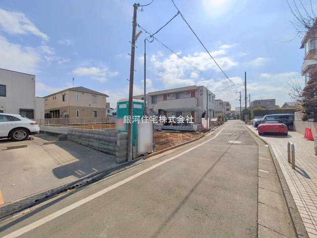 G00390103 東京都練馬区桜台６丁目 新築一戸建て 7780万円 土地面積80.00m² (約24.20坪) 建物面積74.48m² (約22.53坪) 築年月2026年06月【外観12】