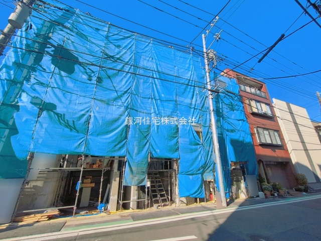 G00390106 神奈川県横浜市中区赤門町１丁目 新築一戸建て 6380万円 土地面積84.90m² (約25.68坪) 建物面積114.38m² (約34.59坪) 間取り３ＳＬＤＫ 築年月2026年04月【外観2】