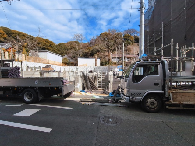 G00390106 神奈川県横浜市中区赤門町１丁目 新築一戸建て 6380万円 土地面積84.90m² (約25.68坪) 建物面積114.38m² (約34.59坪) 間取り３ＳＬＤＫ 築年月2026年04月【外観8】