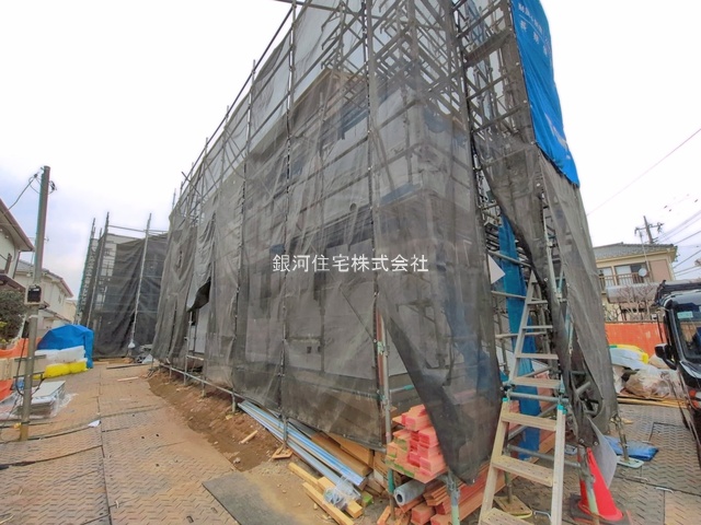 G00390108 埼玉県春日部市西金野井 新築一戸建て 3690万円 土地面積173.33m² (約52.43坪) 建物面積104.21m² (約31.52坪) 間取り４ＬＤＫ 築年月2026年04月