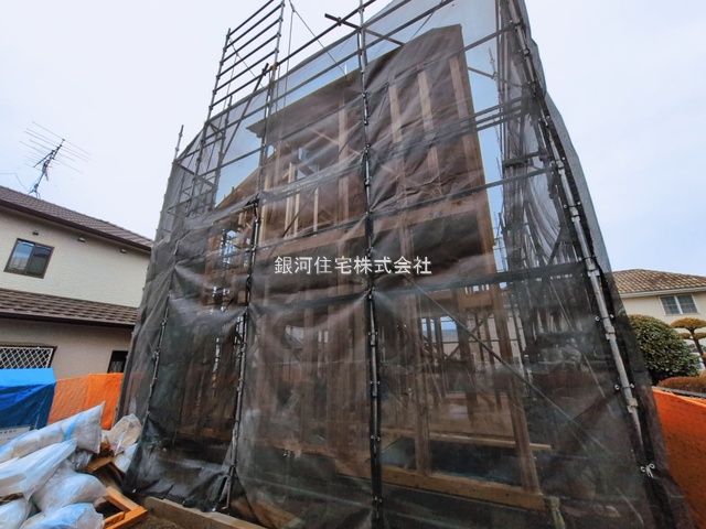 G00390109 埼玉県春日部市西金野井 新築一戸建て 2990万円 土地面積172.92m² (約52.30坪) 建物面積103.50m² (約31.30坪) 間取り４ＬＤＫ 築年月2026年04月【外観7】