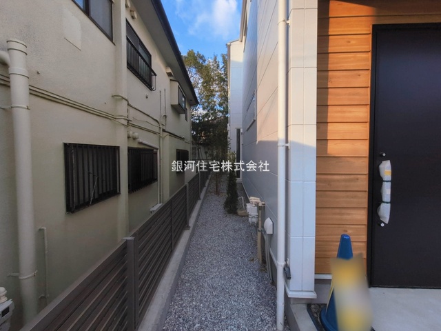 G00390762 神奈川県藤沢市辻堂東海岸１丁目 新築一戸建て 6480万円 土地面積121.02m² (約36.60坪) 建物面積93.36m² (約28.24坪) 間取り２ＳＬＤＫ 築年月2025年11月(築１年以内)【外観12】