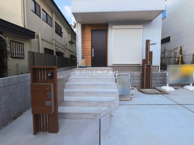 G00390762 神奈川県藤沢市辻堂東海岸１丁目 新築一戸建て 6480万円 土地面積121.02m² (約36.60坪) 建物面積93.36m² (約28.24坪) 間取り２ＳＬＤＫ 築年月2025年11月(築１年以内)【外観15】