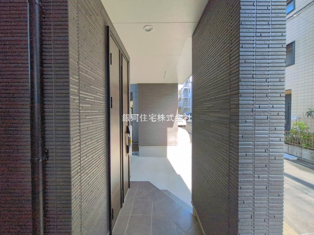 G00390780 神奈川県川崎市幸区南加瀬２丁目 新築一戸建て 4990万円 土地面積48.04m² (約14.53坪) 建物面積86.78m² (約26.25坪) 間取り２ＳＬＤＫ 築年月2026年03月(築１年以内)【外観6】