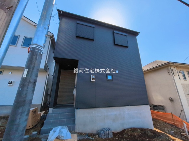 G00390811 神奈川県横浜市旭区白根６丁目 新築一戸建て 5190万円 土地面積120.80m² (約36.54坪) 建物面積105.78m² (約31.99坪) 間取り４ＬＤＫ 築年月2026年03月(築１年以内)【外観15】