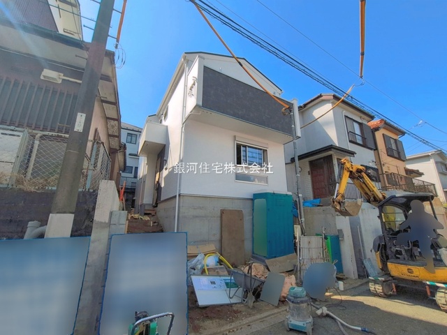 G00390814 神奈川県横浜市戸塚区矢部町 新築一戸建て 4680万円 土地面積89.43m² (約27.05坪) 建物面積86.52m² (約26.17坪) 間取り４ＬＤＫ 築年月2026年06月【外観2】