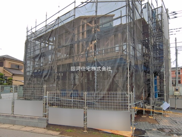 G00390939 埼玉県桶川市末広３丁目 新築一戸建て 4698万円 土地面積201.82m² (約61.05坪) 建物面積103.92m² (約31.43坪) 間取り４ＬＤＫ 築年月2026年06月【外観4】