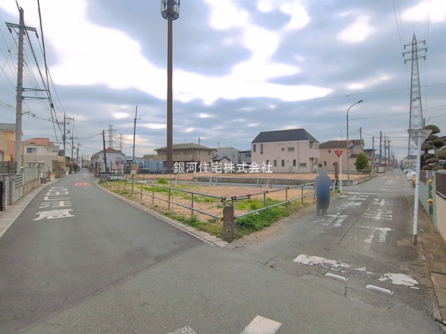 G00390939 埼玉県桶川市末広３丁目 新築一戸建て 4698万円 土地面積201.82m² (約61.05坪) 建物面積103.92m² (約31.43坪) 間取り４ＬＤＫ 築年月2026年06月【外観18】