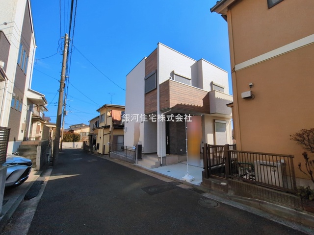 G00391034 神奈川県横浜市保土ヶ谷区上菅田町 新築一戸建て 4480万円 土地面積106.15m² (約32.11坪) 建物面積99.62m² (約30.13坪) 間取り４ＬＤＫ 築年月2026年03月(築１年以内)【外観3】