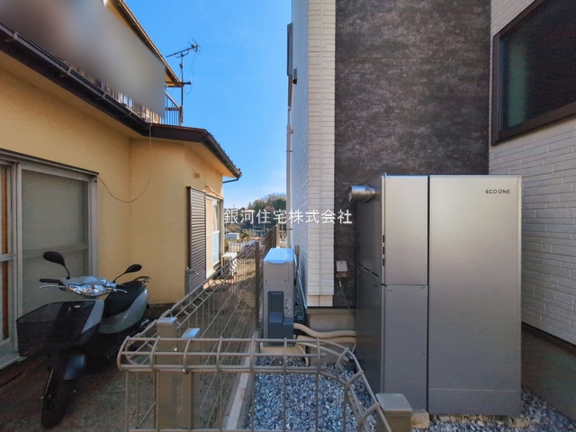 G00391034 神奈川県横浜市保土ヶ谷区上菅田町 新築一戸建て 4480万円 土地面積106.15m² (約32.11坪) 建物面積99.62m² (約30.13坪) 間取り４ＬＤＫ 築年月2026年03月(築１年以内)【外観5】