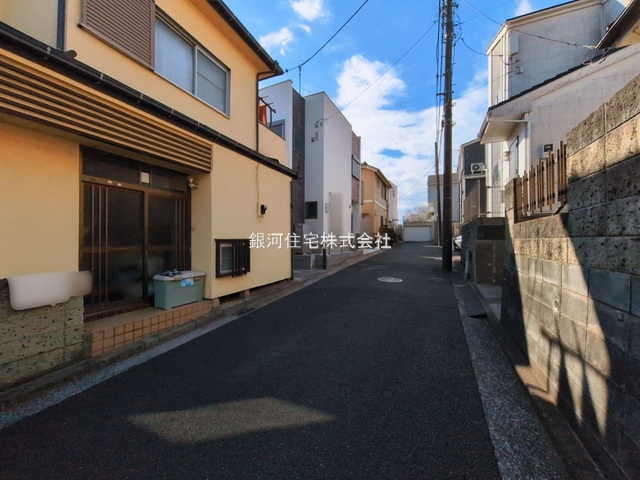 G00391034 神奈川県横浜市保土ヶ谷区上菅田町 新築一戸建て 4480万円 土地面積106.15m² (約32.11坪) 建物面積99.62m² (約30.13坪) 間取り４ＬＤＫ 築年月2026年03月(築１年以内)【外観7】