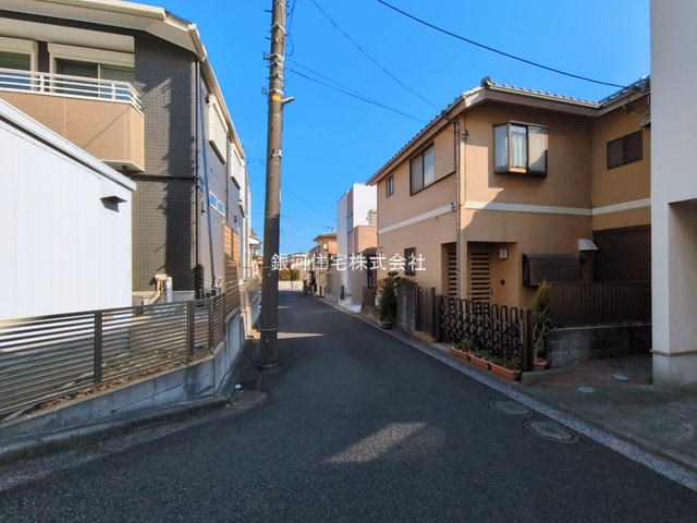 G00391034 神奈川県横浜市保土ヶ谷区上菅田町 新築一戸建て 4480万円 土地面積106.15m² (約32.11坪) 建物面積99.62m² (約30.13坪) 間取り４ＬＤＫ 築年月2026年03月(築１年以内)【外観8】