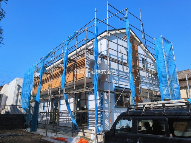 G00391037 神奈川県横浜市金沢区釜利谷東４丁目 新築一戸建て 6090万円 土地面積199.45m² (約60.33坪) 建物面積109.30m² (約33.06坪) 間取り４ＬＤＫ 築年月2026年04月(築１年以内)【外観14】