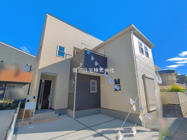 G00391216 埼玉県鴻巣市人形４丁目 新築一戸建て 2990万円 土地面積102.02m² (約30.86坪) 建物面積106.51m² (約32.21坪) 間取り４ＬＤＫ 築年月2026年07月(築１年以内)