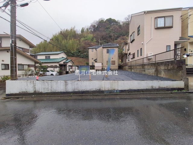 G00392038 神奈川県横須賀市岩戸２丁目 新築一戸建て 4098万円 土地面積159.72m² (約48.31坪) 建物面積98.53m² (約29.80坪) 間取り４ＬＤＫ 築年月2026年09月【外観14】
