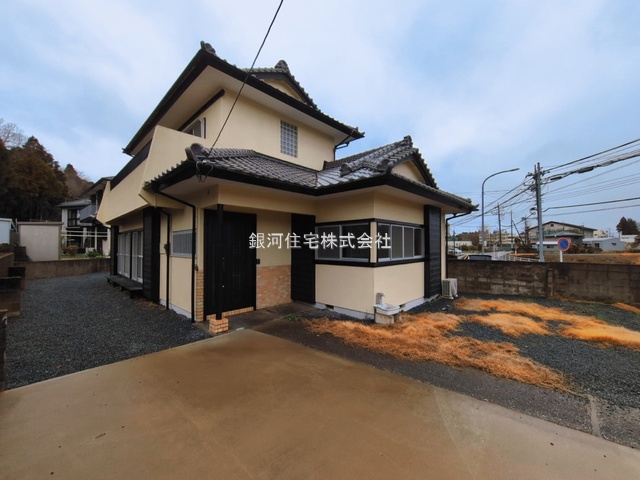 G00392109 千葉県千葉市緑区土気町 中古一戸建て 2149万円 土地面積297.00m² (約89.84坪) 建物面積118.15m² (約35.74坪) 間取り４ＬＤＫ 築年月1978年09月(築47年)【外観5】