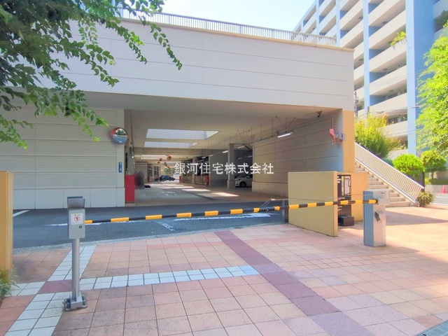 G00392301 神奈川県横浜市神奈川区栄町 中古マンション 1億1730万円 専有面積90.26m² (約27.30坪) 間取り３ＬＤＫ 所在階4階 築年月2003年09月(築22年)【外観11】