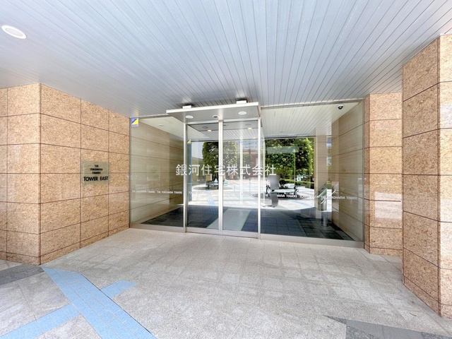 G00392301 神奈川県横浜市神奈川区栄町 中古マンション 1億1730万円 専有面積90.26m² (約27.30坪) 間取り３ＬＤＫ 所在階4階 築年月2003年09月(築22年)【外観16】